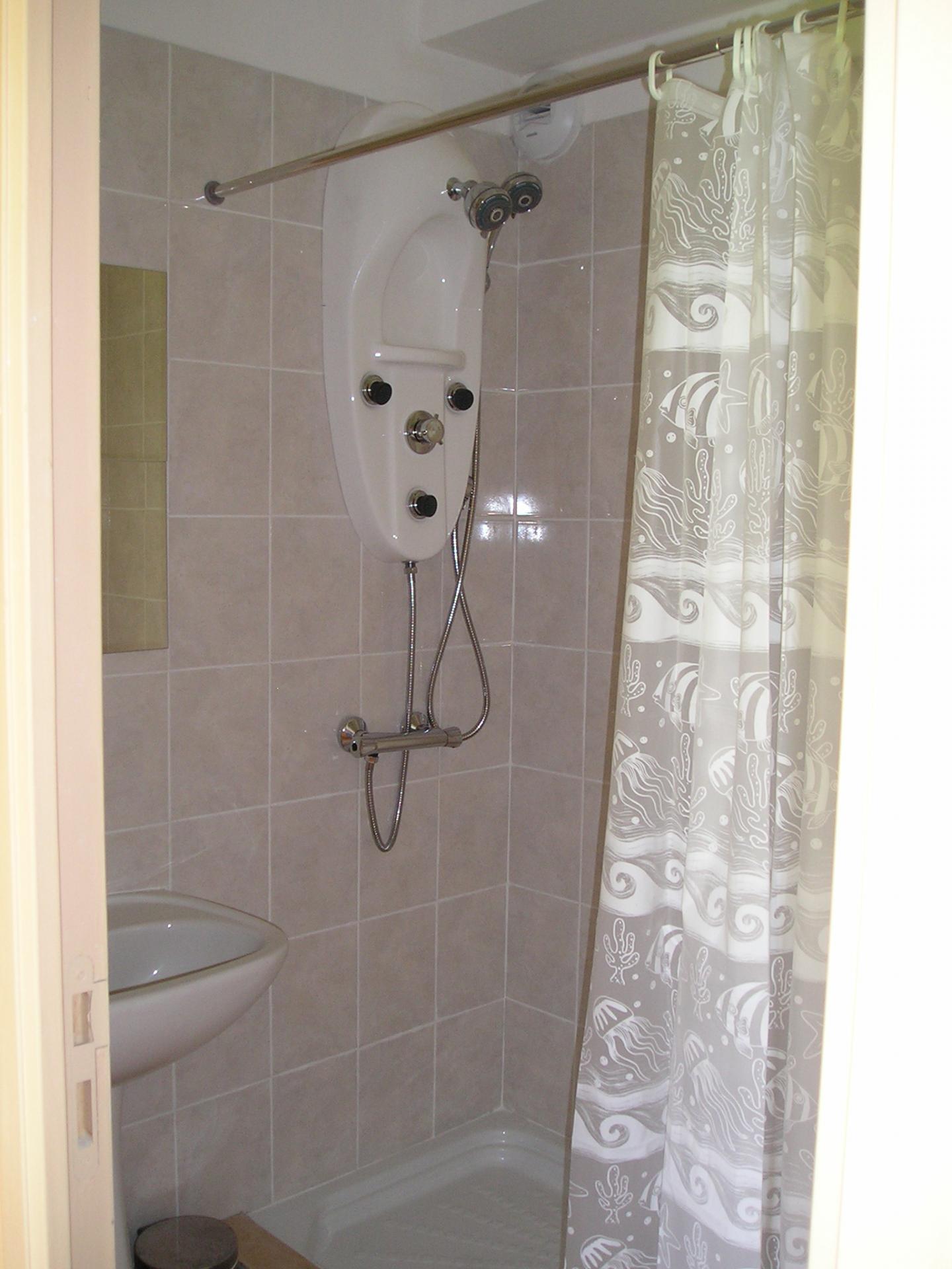 douche rez de chaussé